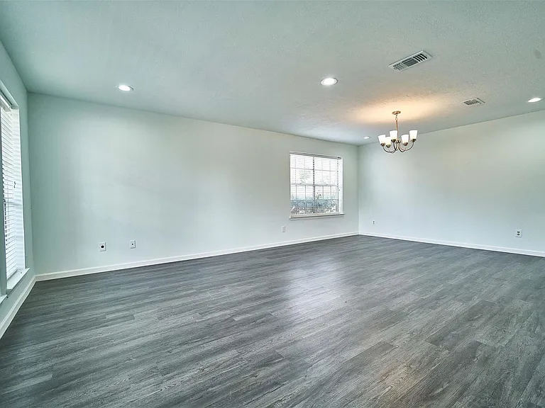 11011 Landsbury Ct — Photo 6