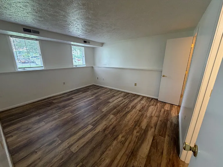 9397 London Tower Ct #503 — Photo 9