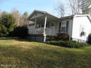 835 White Rock Rd NW, Floyd, VA 24091