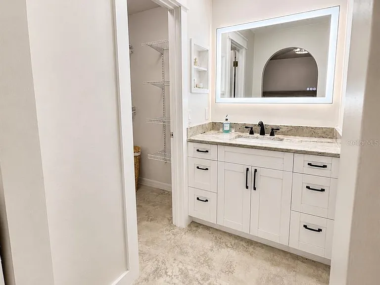 13830 Gentle Woods Ave — Photo 8