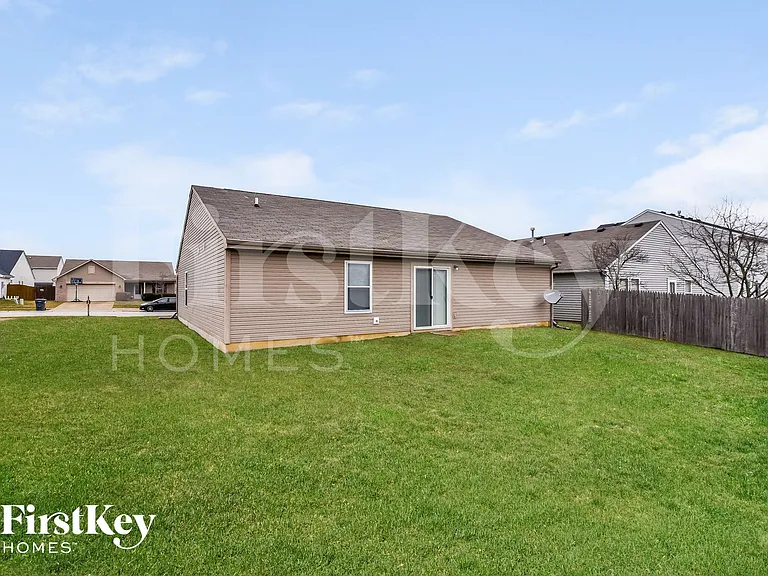 673 Loon Ln — Photo 15