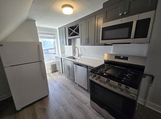 362 East St FLOOR 3, Dedham, MA 02026