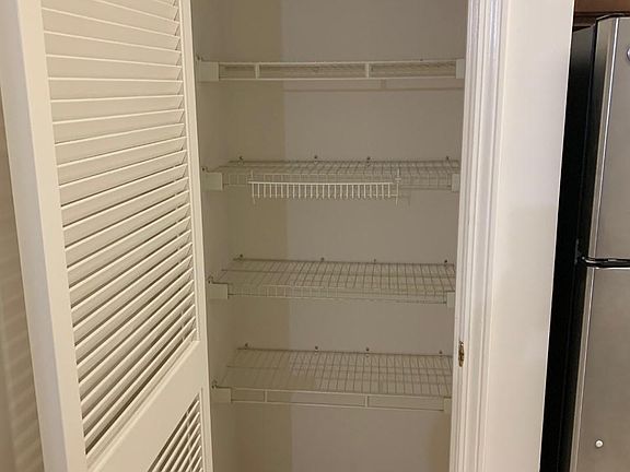 5th image of 4412 Helmsford Ln APT 102