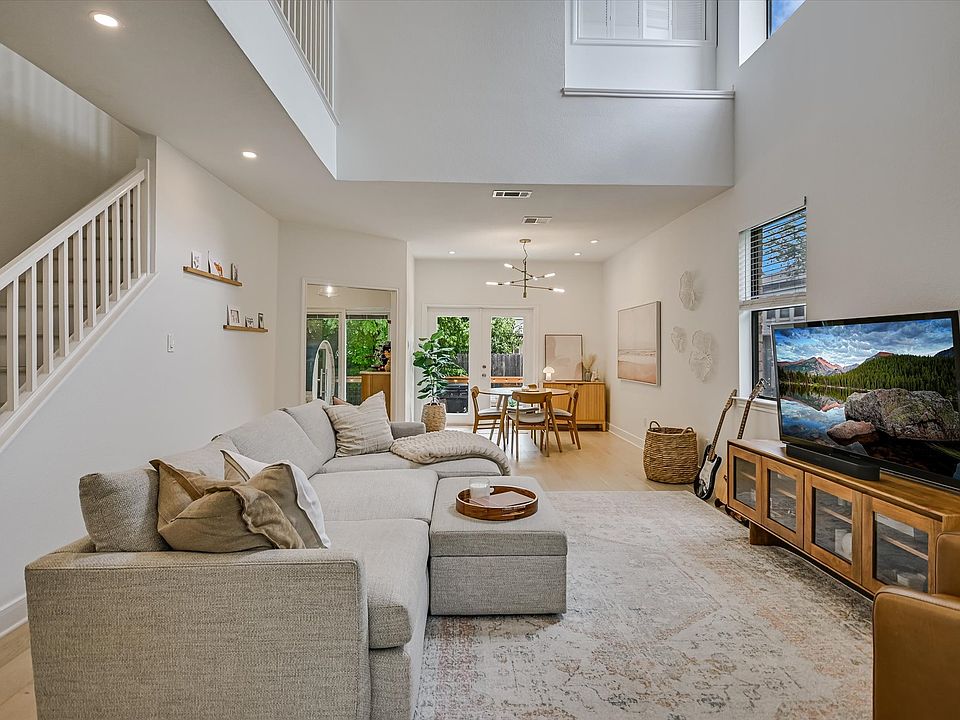 1st image of 8601 Cima Oak Ln #A