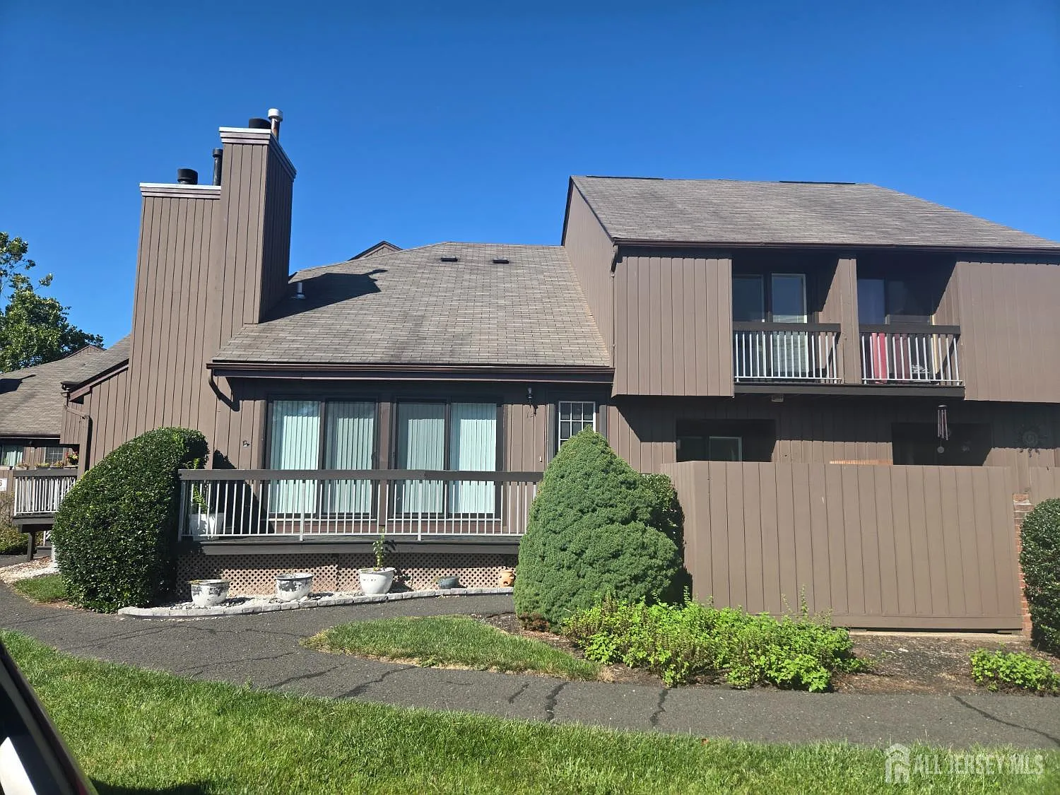 3612 Bloomingdale Dr — Photo 1