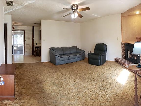 3rd image of 355 Saint Lawrence Ave