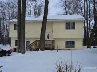 410 Hemlock St, Boyne City, MI 49712