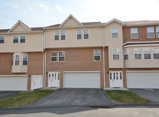 902 Wingate Dr, Pittsburgh, PA 15205
