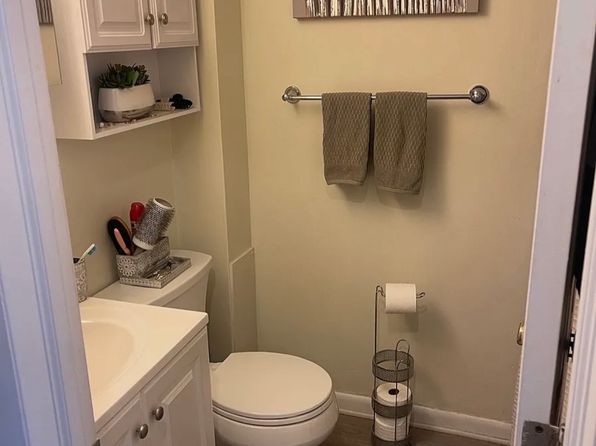 216 N Monroe St APT 1