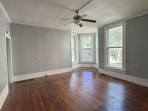 3rd image of 412 N 24th St