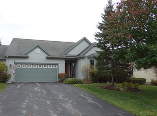 81 Walden Fields Dr, Delmar, NY 12054