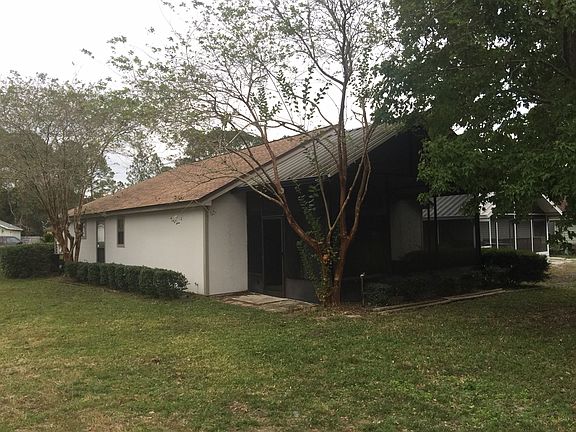 5th image of 2812 Lantana Lakes Dr E