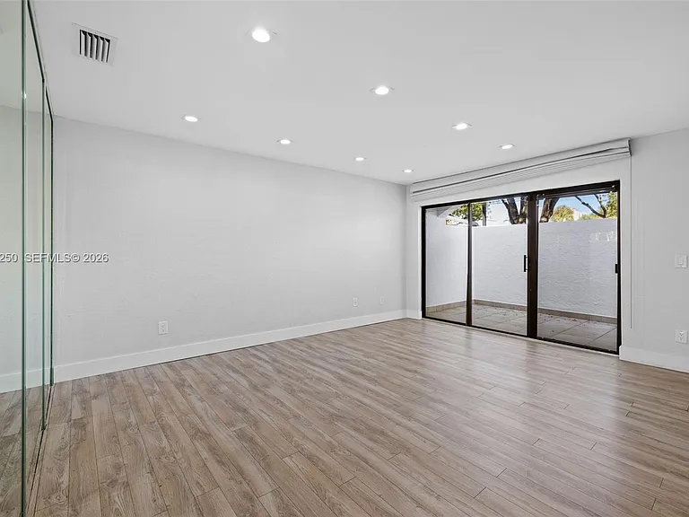 20900 Leeward Ct #217-1 — Photo 10