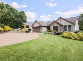 251 Crabapple Dr, Howard, OH 43028