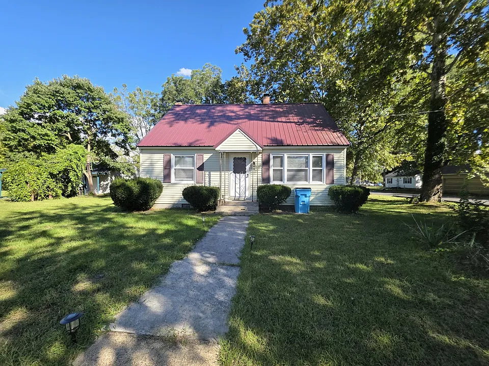 1409 Arbutus Dr