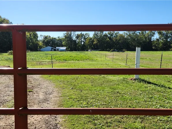 1325 Roy Taylor Rd, Russellville, AR 72802