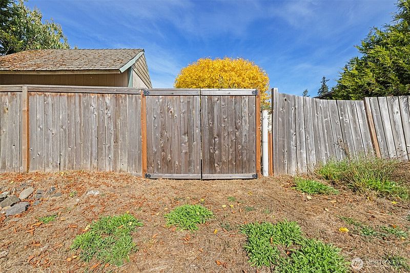 4th image of 1323 S I Street