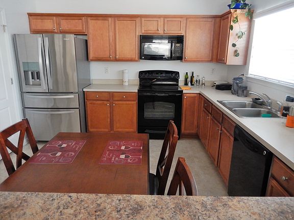 3rd image of 708 Windy Way Unit 209