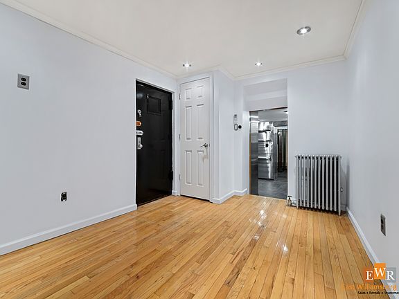 5th image of 405 Kosciuszko St #3