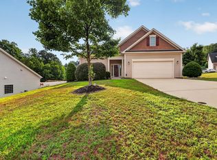 39 McGuire Ln, Clayton, NC 27527
