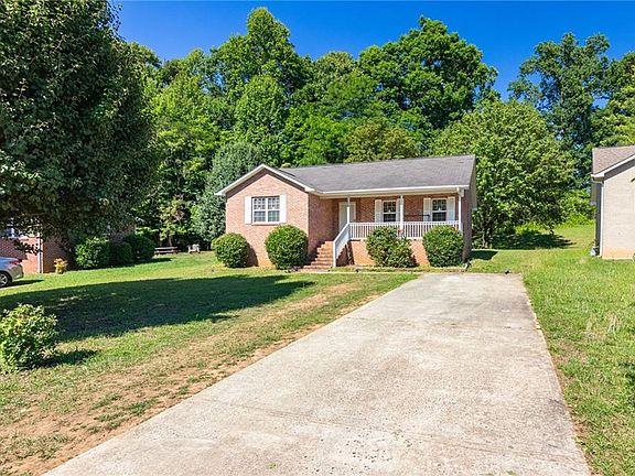 3rd image of 1528 Ambridge Ct