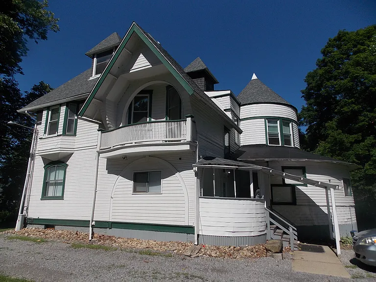 727 W Beaver St #5 — Photo 14