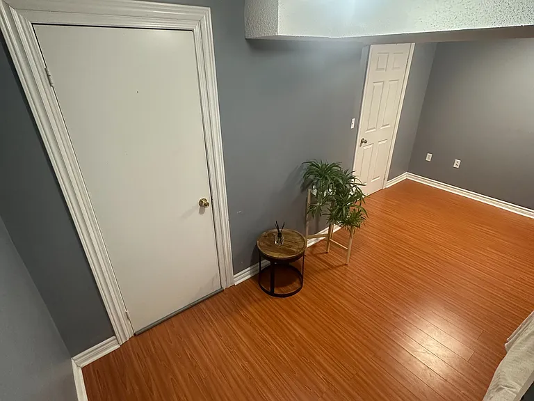 33 Kenborough Ct #BASEMENT — Photo 11