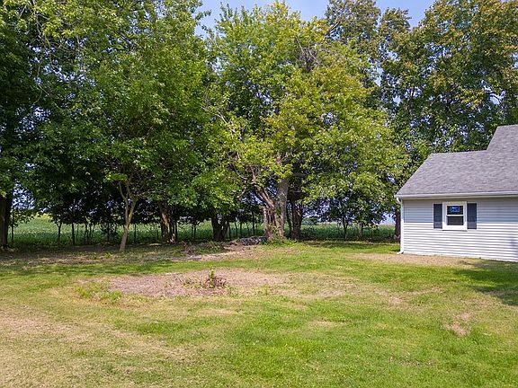 4th image of 4352 N County Road 300 E