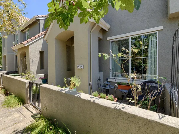 1902 Esplanade Cir, Folsom, CA 95630