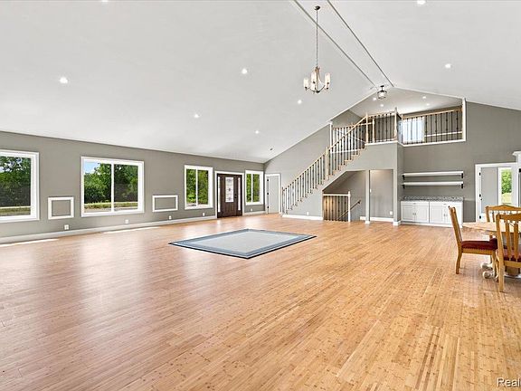 4th image of 1546 Ashley Ln