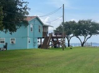 5481 Soundside Dr, Gulf Breeze, FL 32563