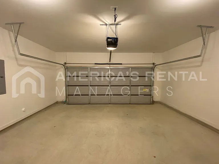 1540 Brookhaven Dr — Photo 33