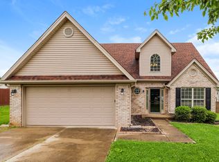 8507 Bucking Trail Ct, Louisville, KY 40291