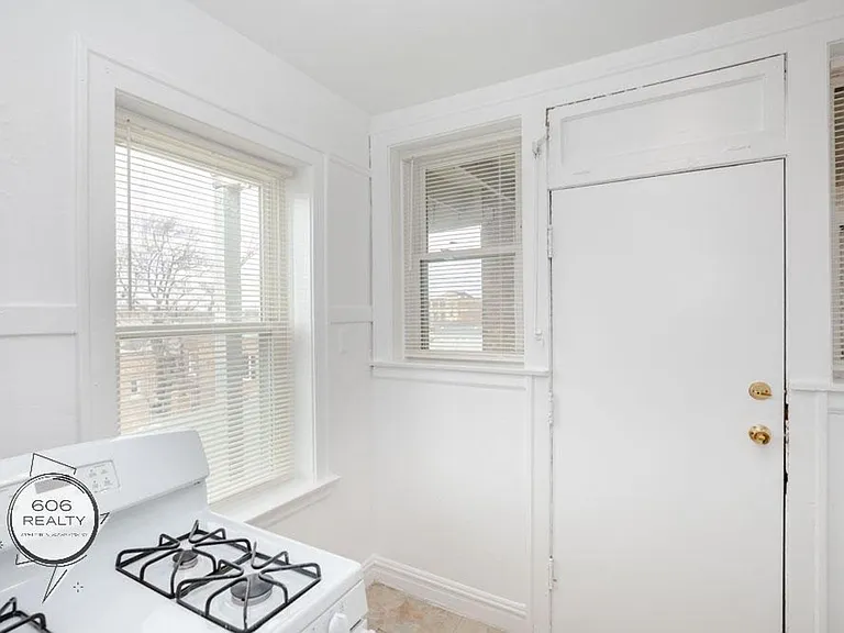 Bright and Sunny Cicero apartments! — Photo 5