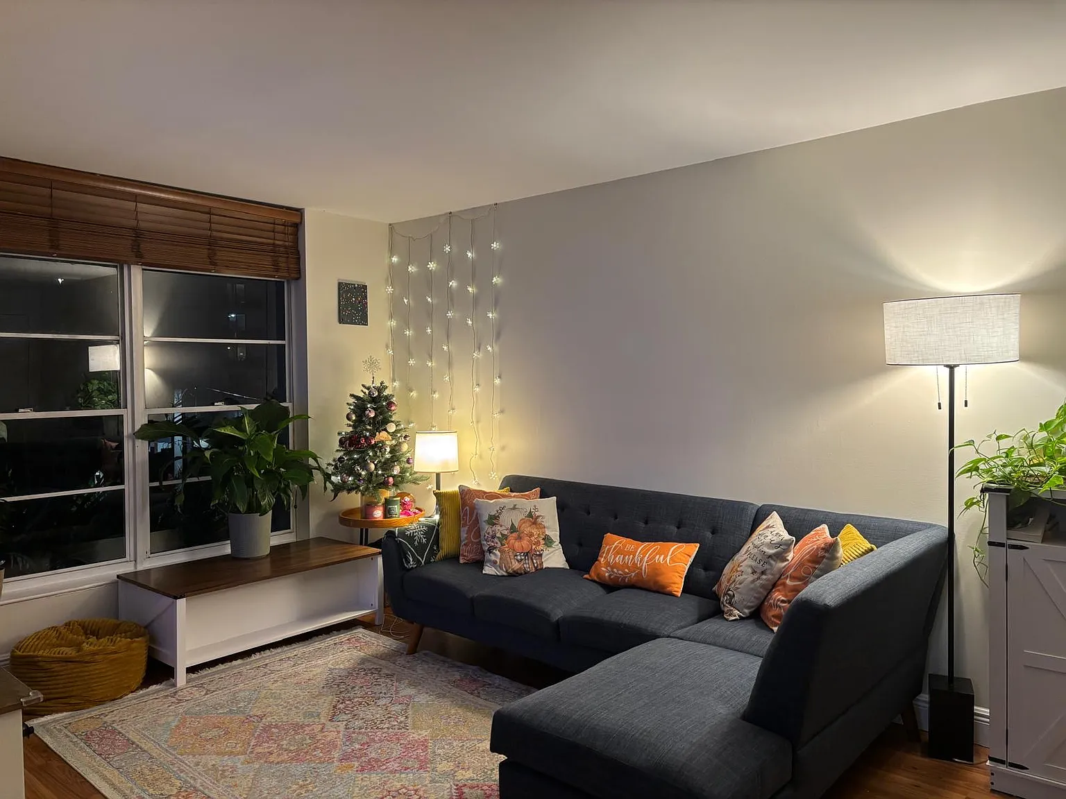 2 bed, 760 sqft, $2,525 — Photo 2