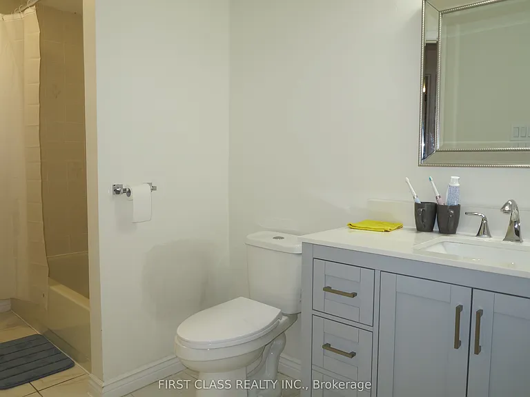 4 Meridene Cres E — Photo 27