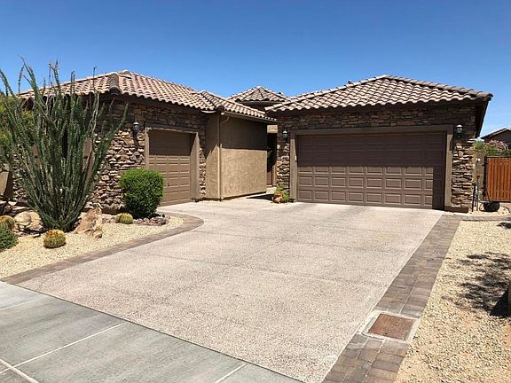 3 car garage