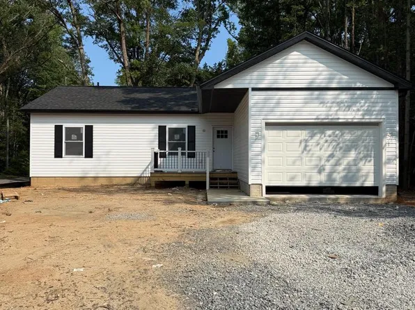 959 Mattox Ave, Colonial Beach, VA 22443