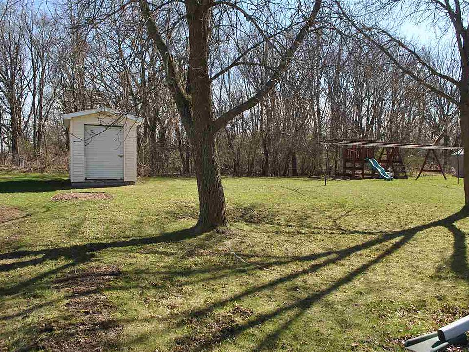 2nd image of 211 Park View Ln #213