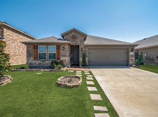 2418 Anton Dr, Forney, TX 75126
