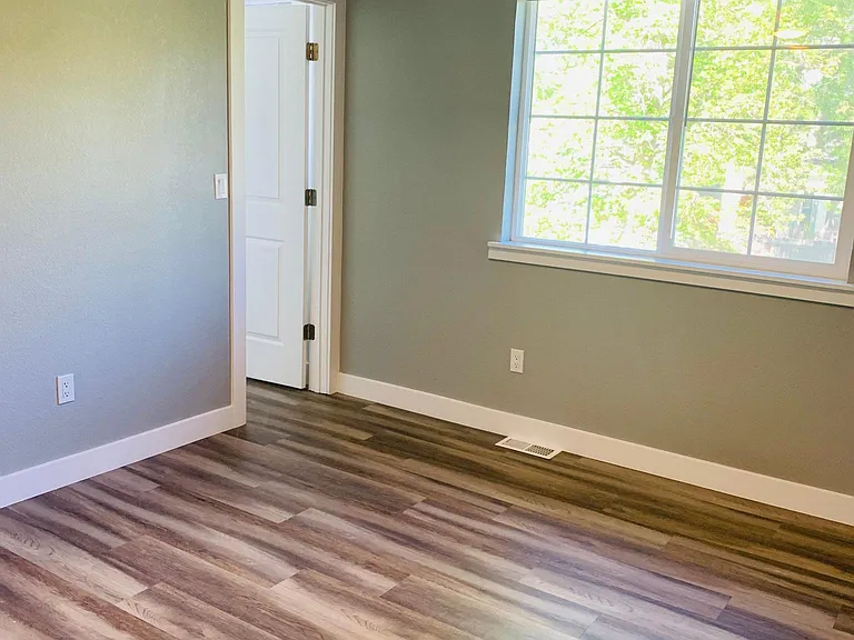 7278 Urban Dr — Photo 16