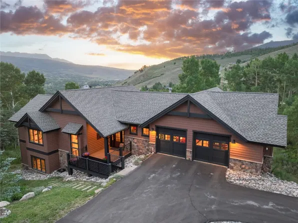 24 Crescent Moon Trail, Silverthorne, CO 80498