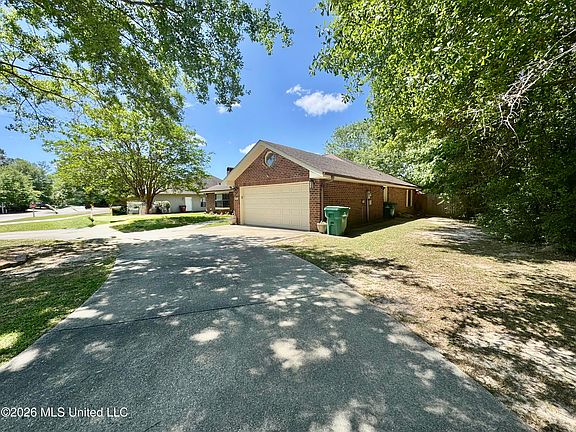 2nd image of 8003 Fishook Ln