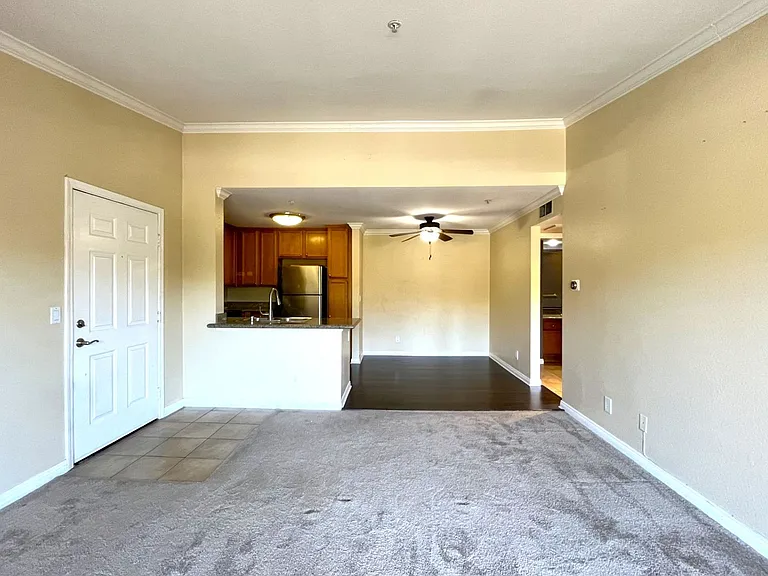 1020 La Terraza Cir #306 — Photo 14