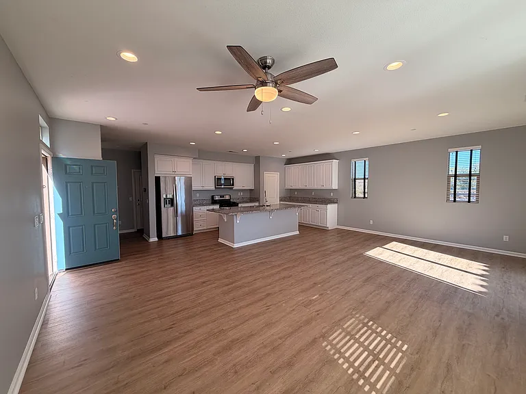 35350 Marabella Ct — Photo 17