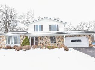 145 Quesada Dr, Rochester, NY 14616