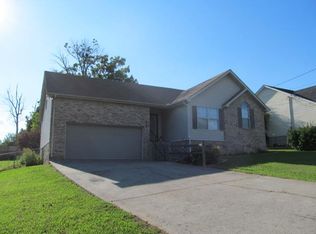 206 Shiloh Dr, La Vergne, TN 37086