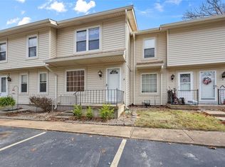161 Dartingbird Ln APT B, Eureka, MO 63025
