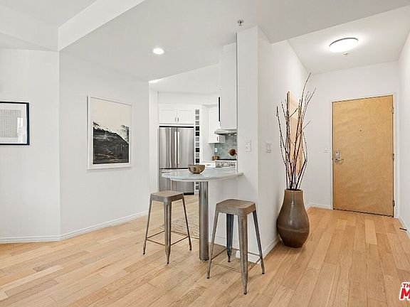 2nd image of 4180 Fair Ave Unit 206