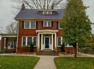 2184 Middlefield Rd, Cleveland Heights, OH 44106